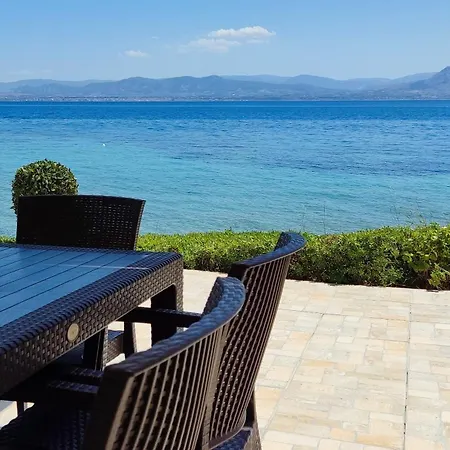 Christina Luxury * ブリアグメニ湖