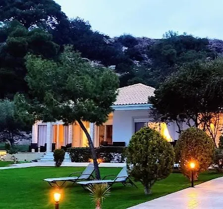 Christina Luxury Vouliagmeni Lake