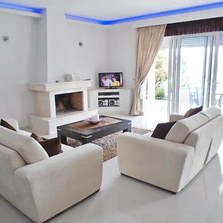 ヴィラ Christina Luxury *