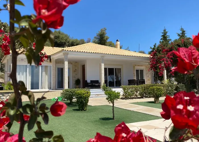 Christina Luxury * Vouliagmeni Lake